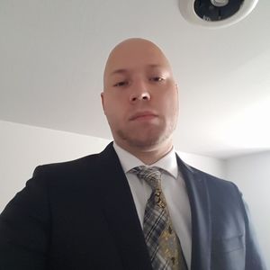 Meet your Posher, Joshua